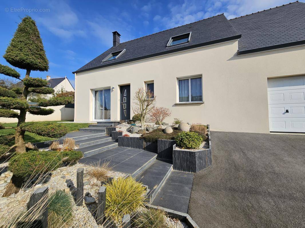 Maison à MESANGER