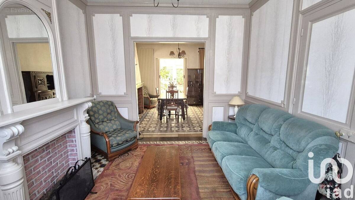 Photo 1 - Maison à MONS-EN-BAROEUL