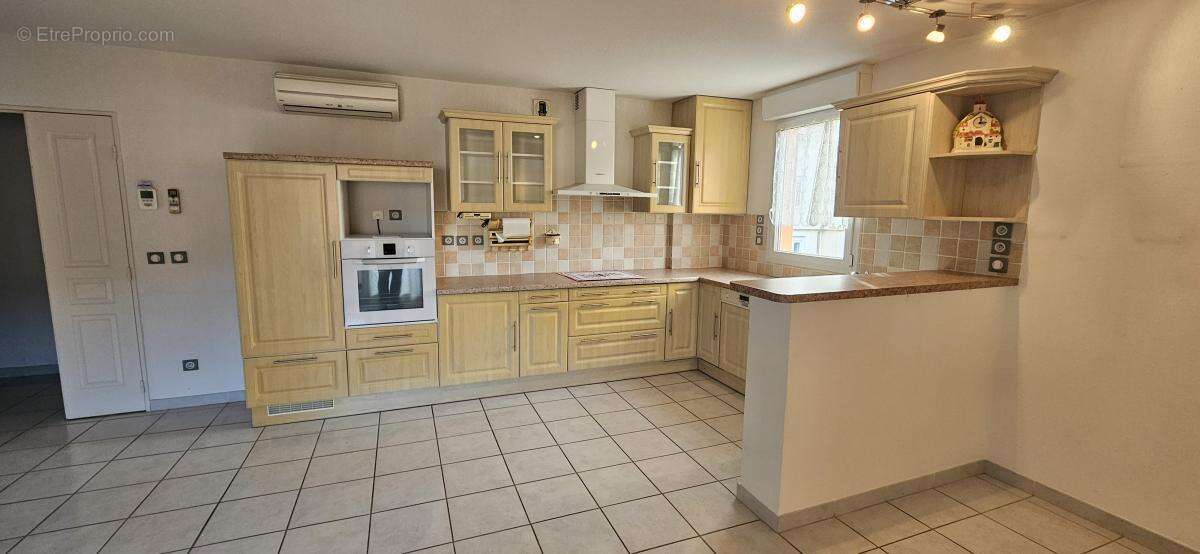 Appartement à GANGES