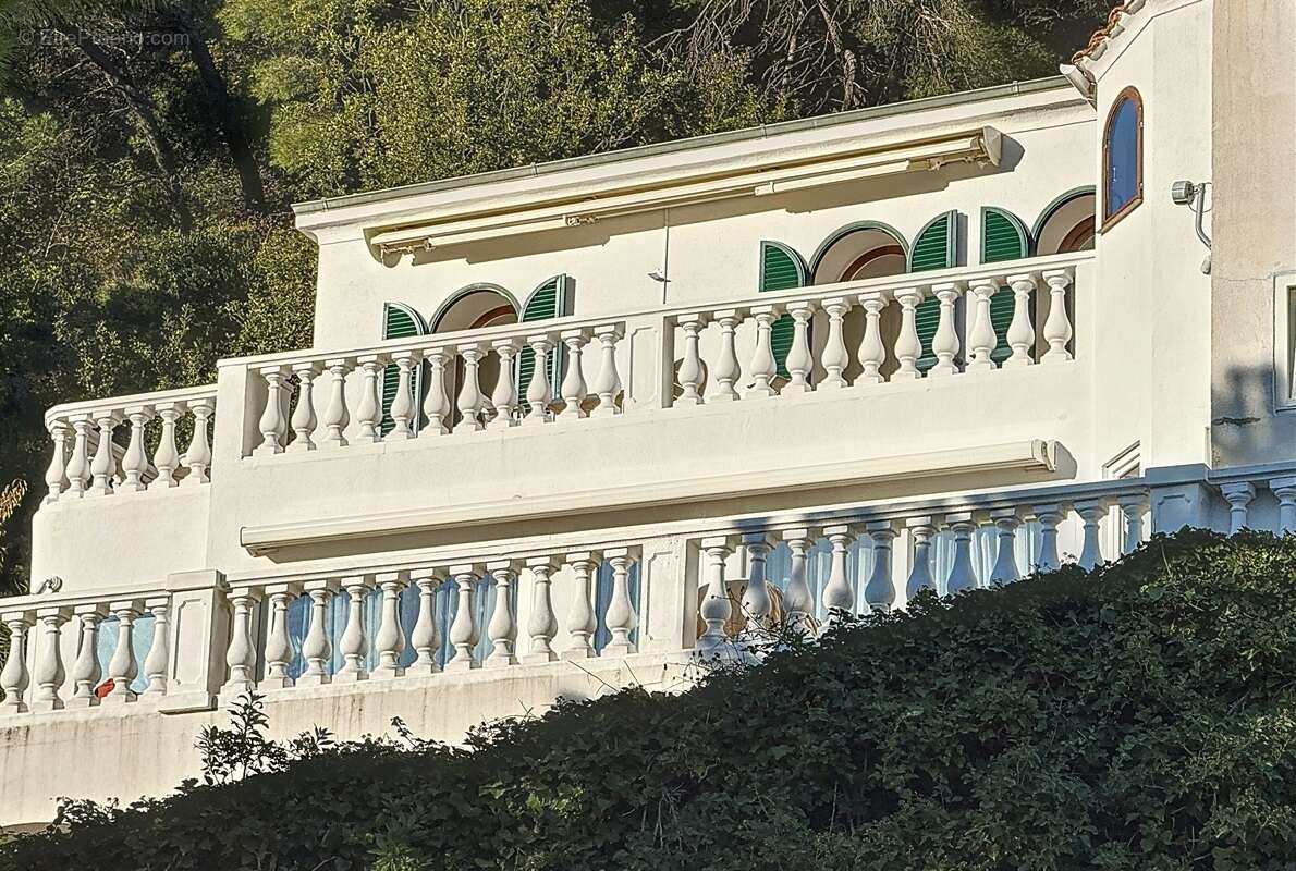 Appartement à EZE