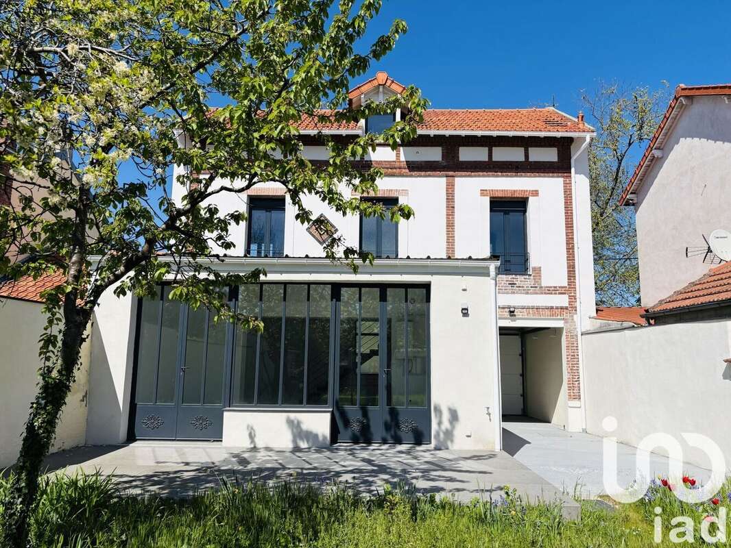 Photo 4 - Maison à SAINT-MAUR-DES-FOSSES