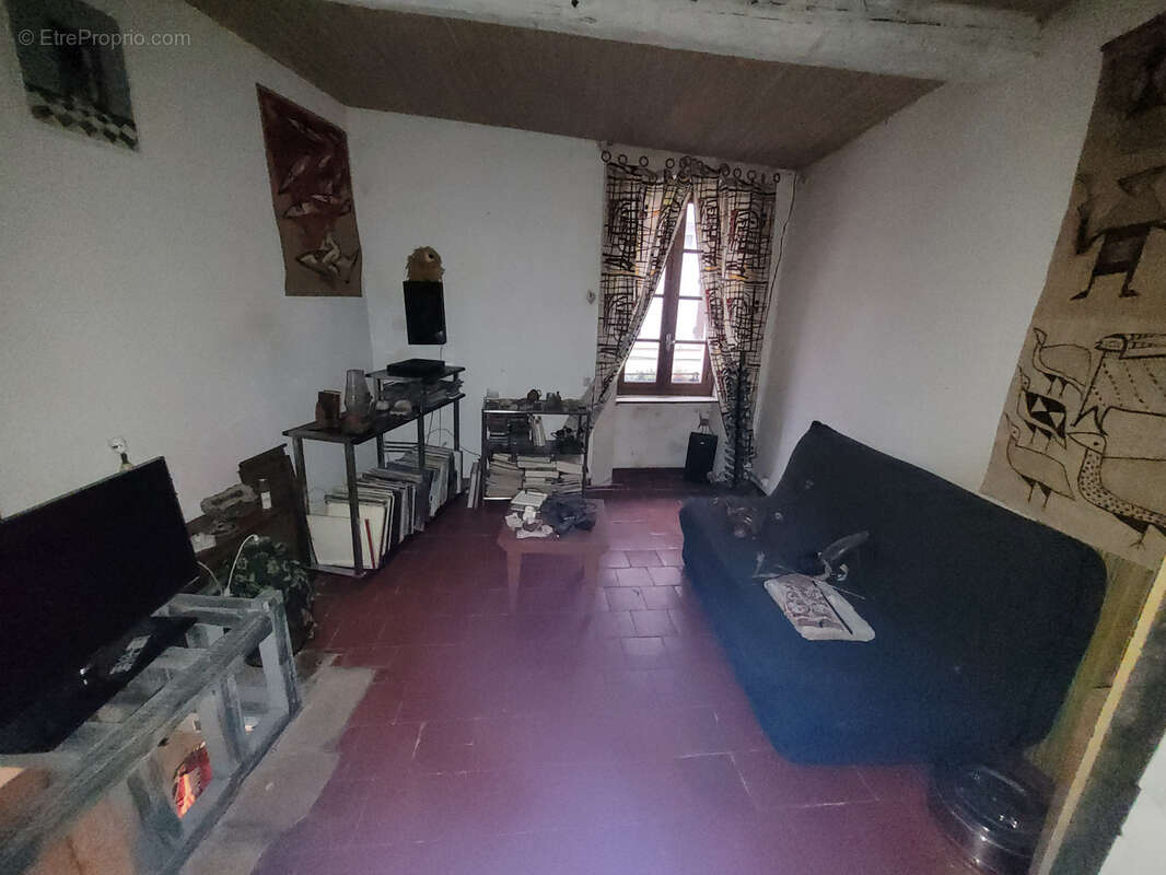 Maison à LESPIGNAN