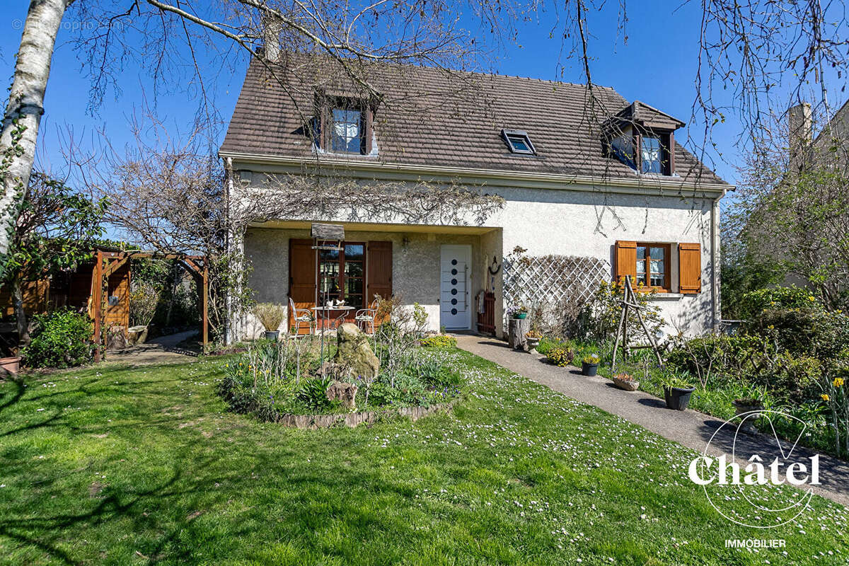 Maison à ORRY-LA-VILLE