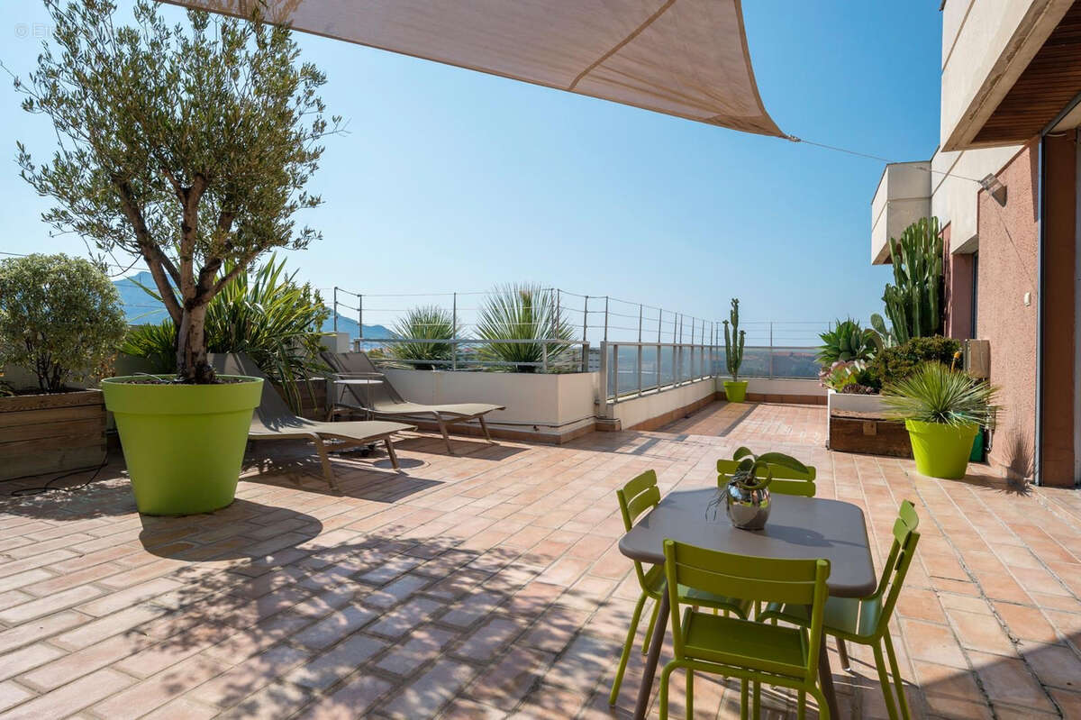 Appartement à MARSEILLE-8E