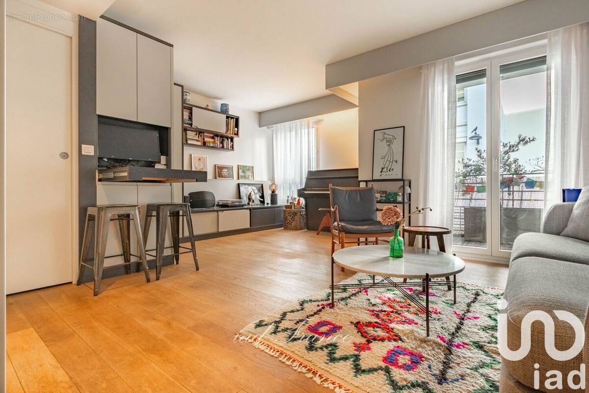 Photo 1 - Appartement à PARIS-15E