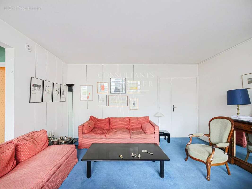 Appartement à PARIS-15E