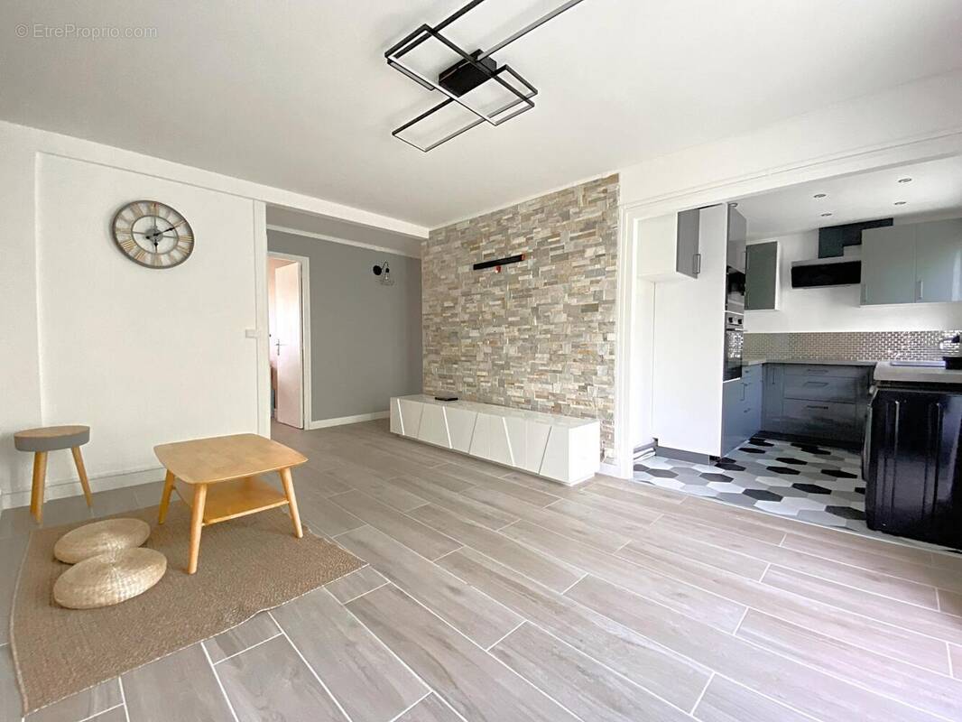 Photo 1 - Appartement à POISSY