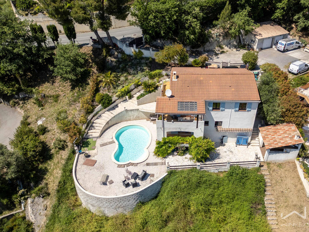 Maison à CARROS