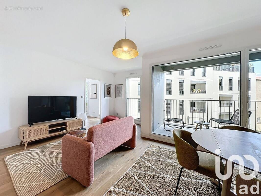 Photo 1 - Appartement à LYON-1E