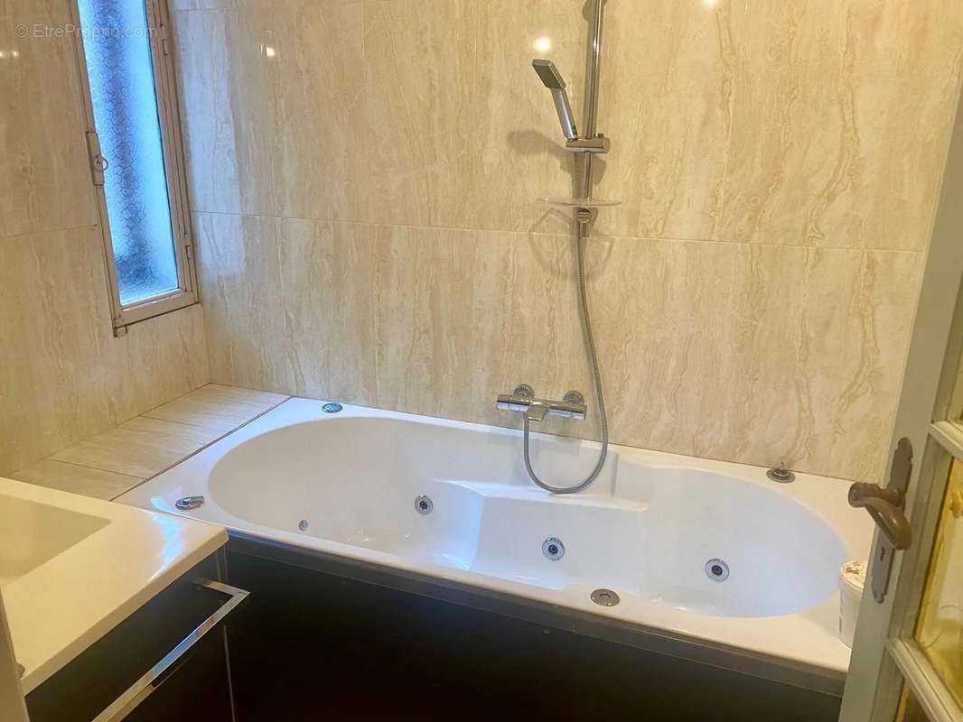Appartement à BREIL-SUR-ROYA