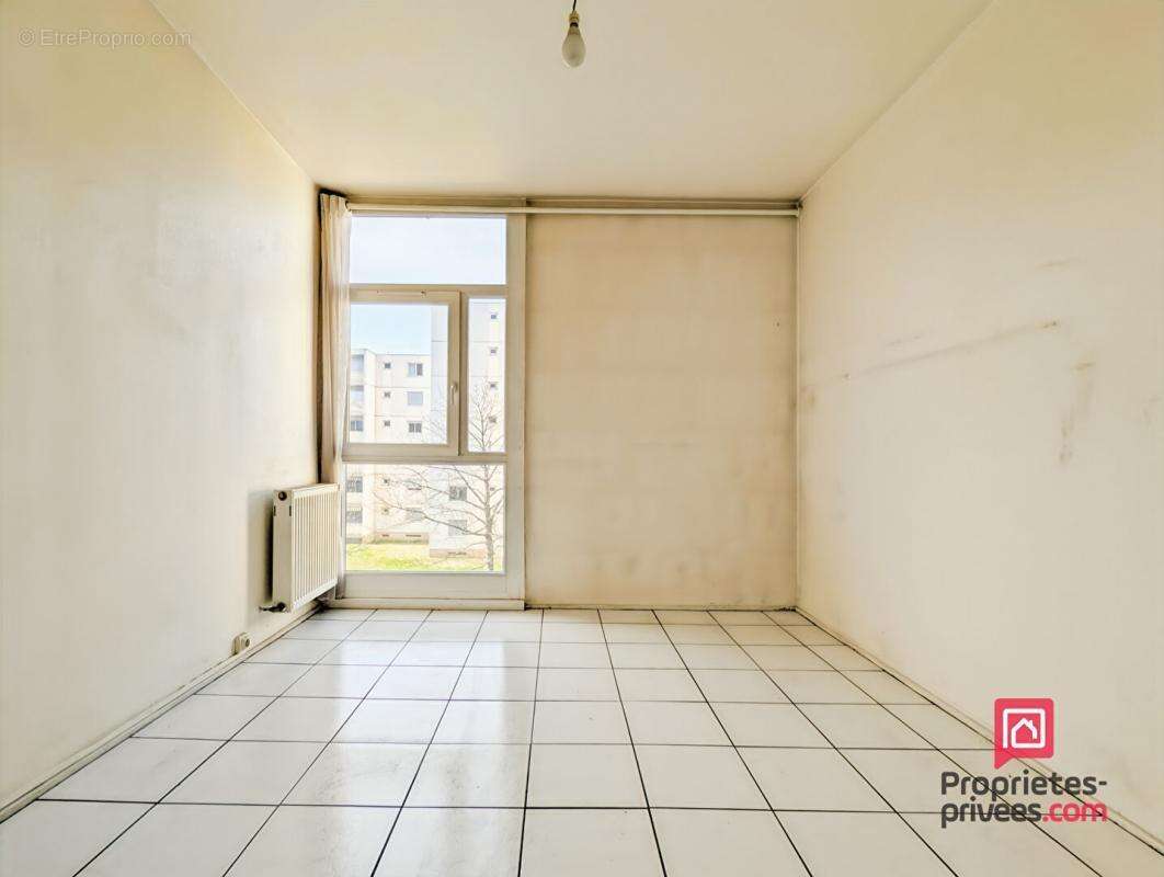 Appartement à LYON-8E