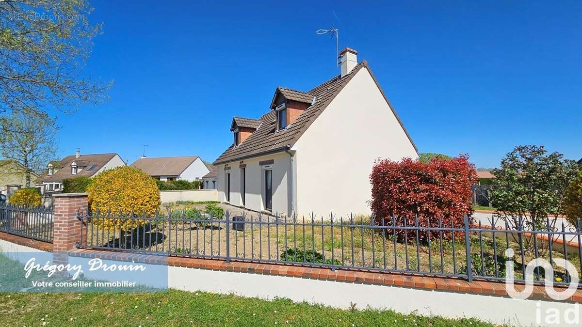 Photo 2 - Maison à BELLEGARDE