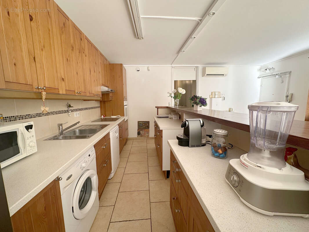 Appartement à MAUGUIO