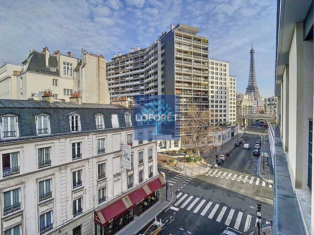 Appartement à PARIS-15E