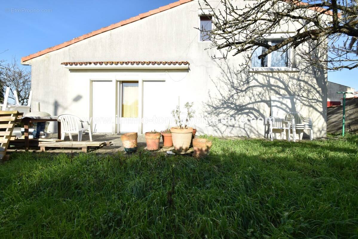 Maison à TONNAY-CHARENTE