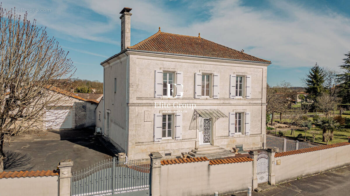 Maison à SAINT-MICHEL