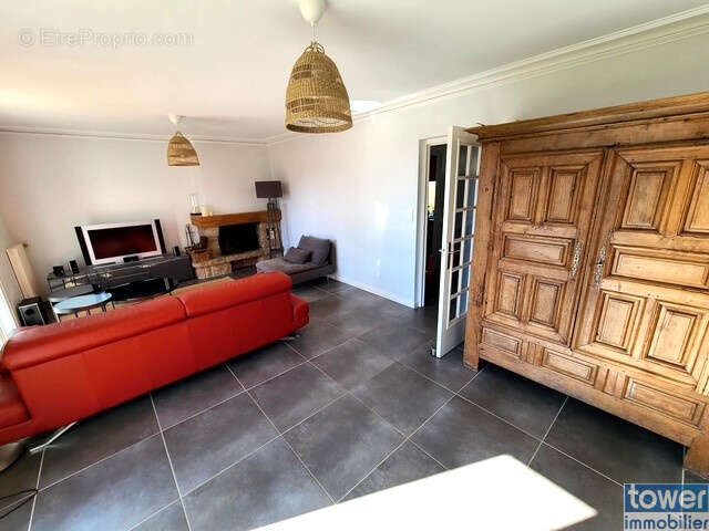 Maison à DIRINON