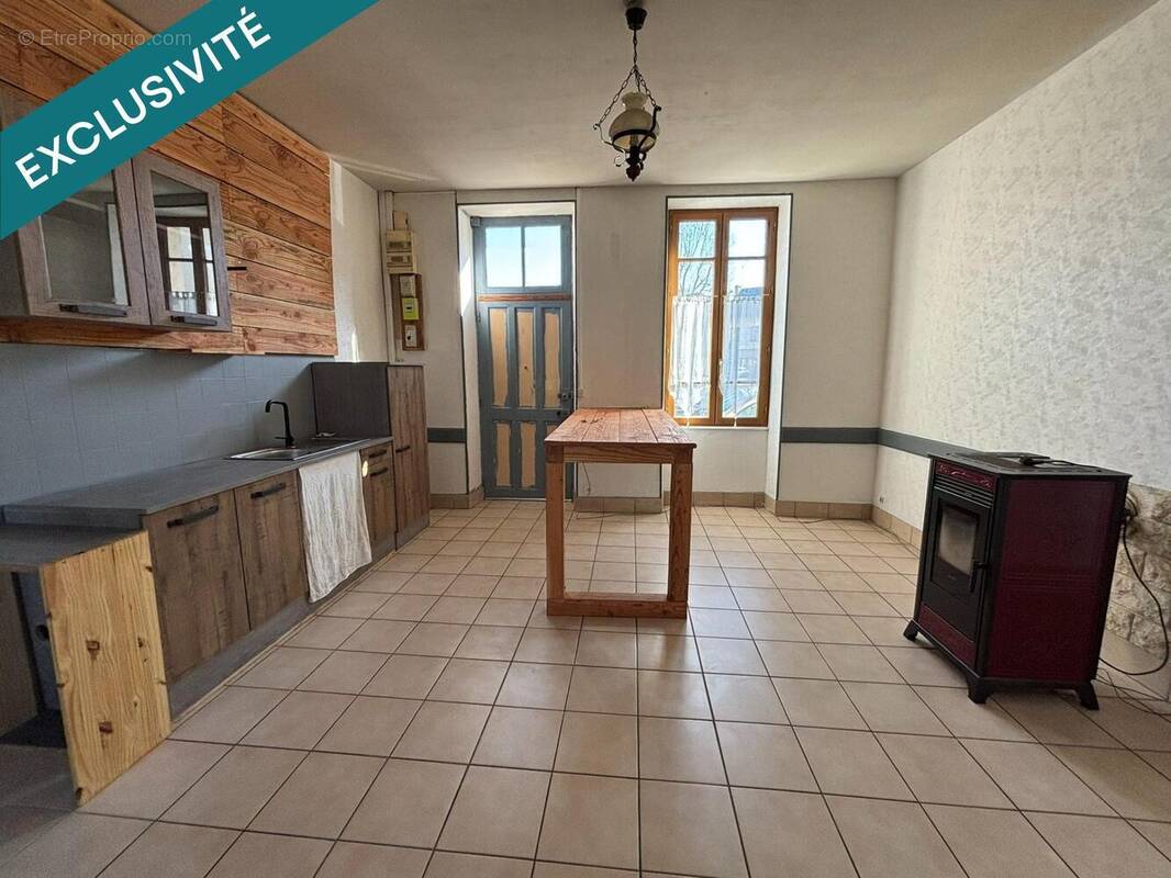 Photo 1 - Maison à SAINT-GERAND-LE-PUY