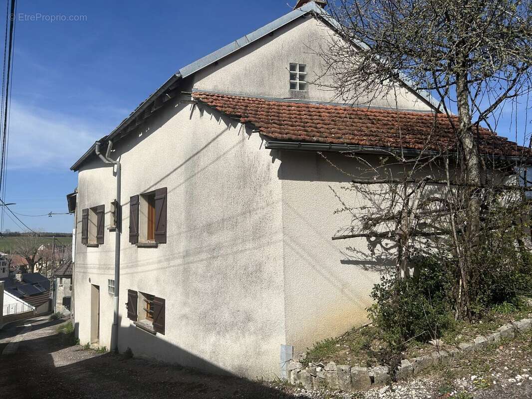 Maison à PRENOIS