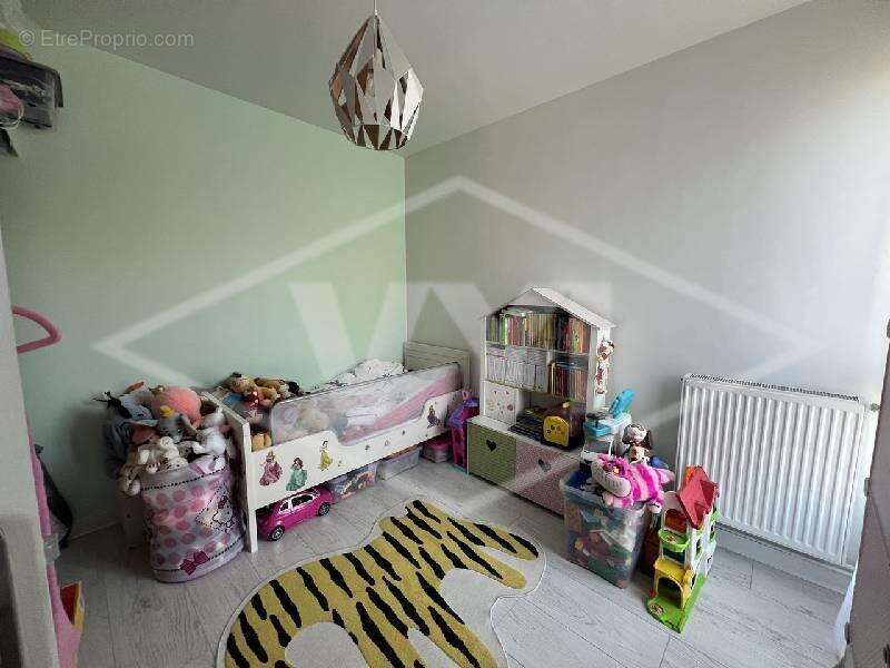 Appartement à COMBS-LA-VILLE
