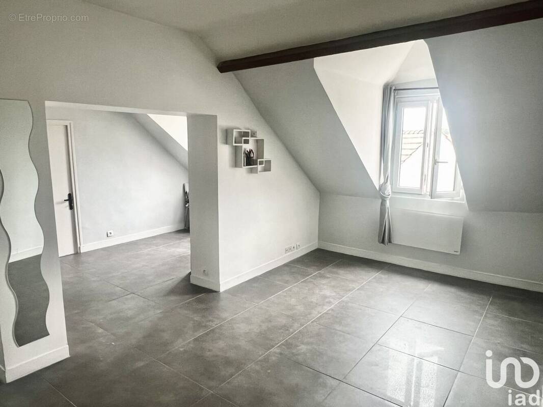 Photo 1 - Appartement à SARCELLES