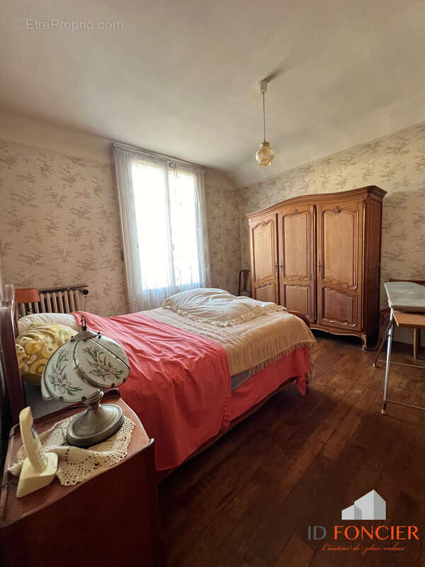 Maison à MORANGIS