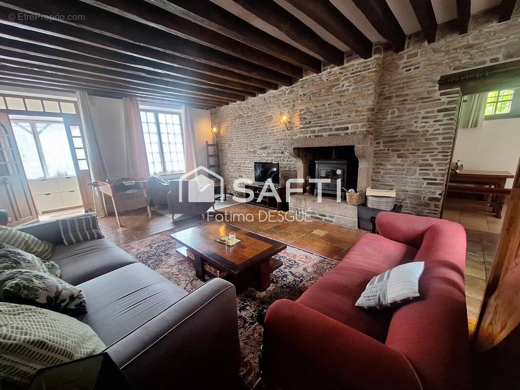 Photo 1 - Maison à SAVIGNY-LE-VIEUX