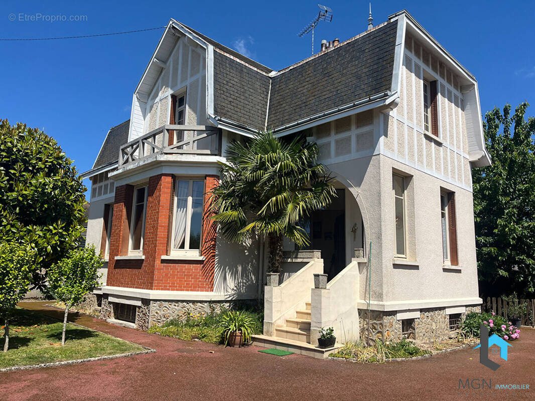 Maison à BONNEVAL