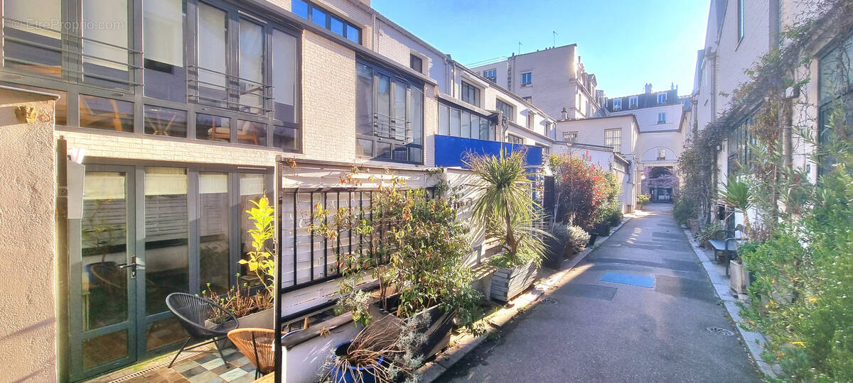 Maison à PARIS-10E
