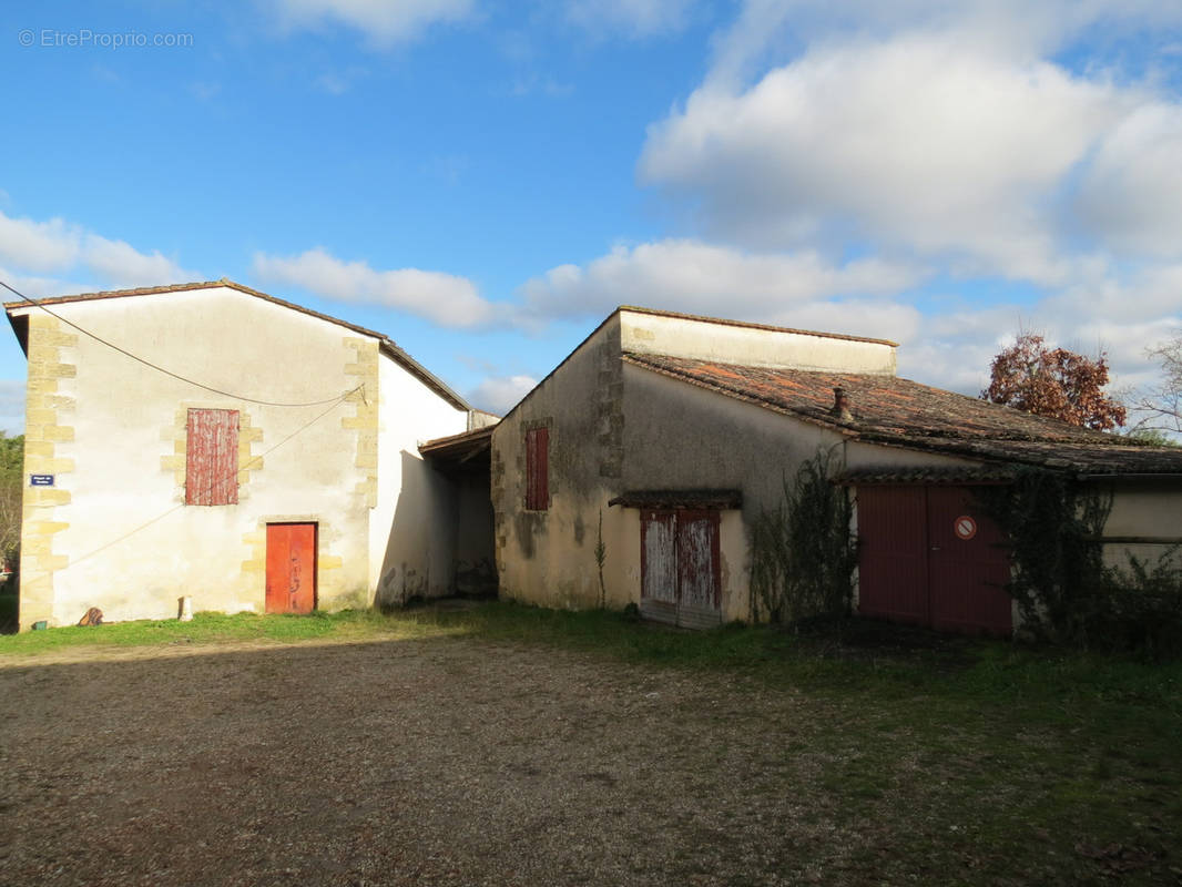 Maison à PORTETS