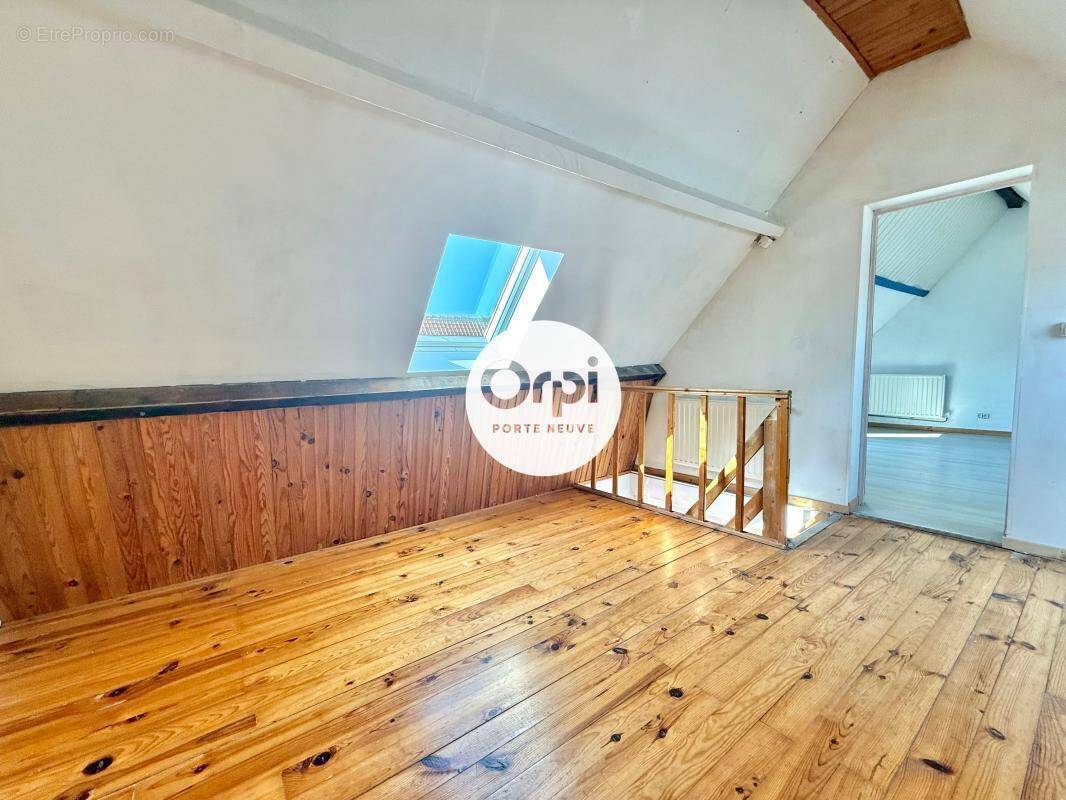 Appartement à LE PORTEL