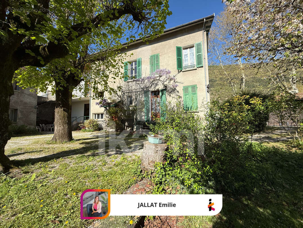 Maison à VIF