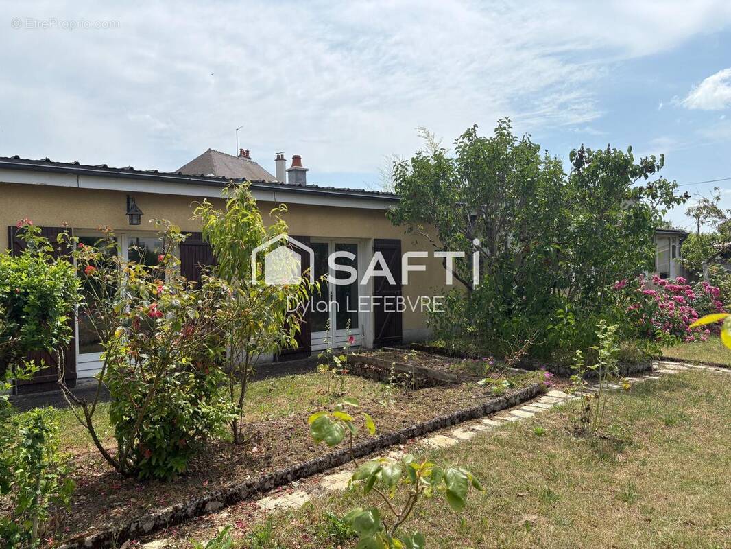 Photo 1 - Maison à CHATELLERAULT