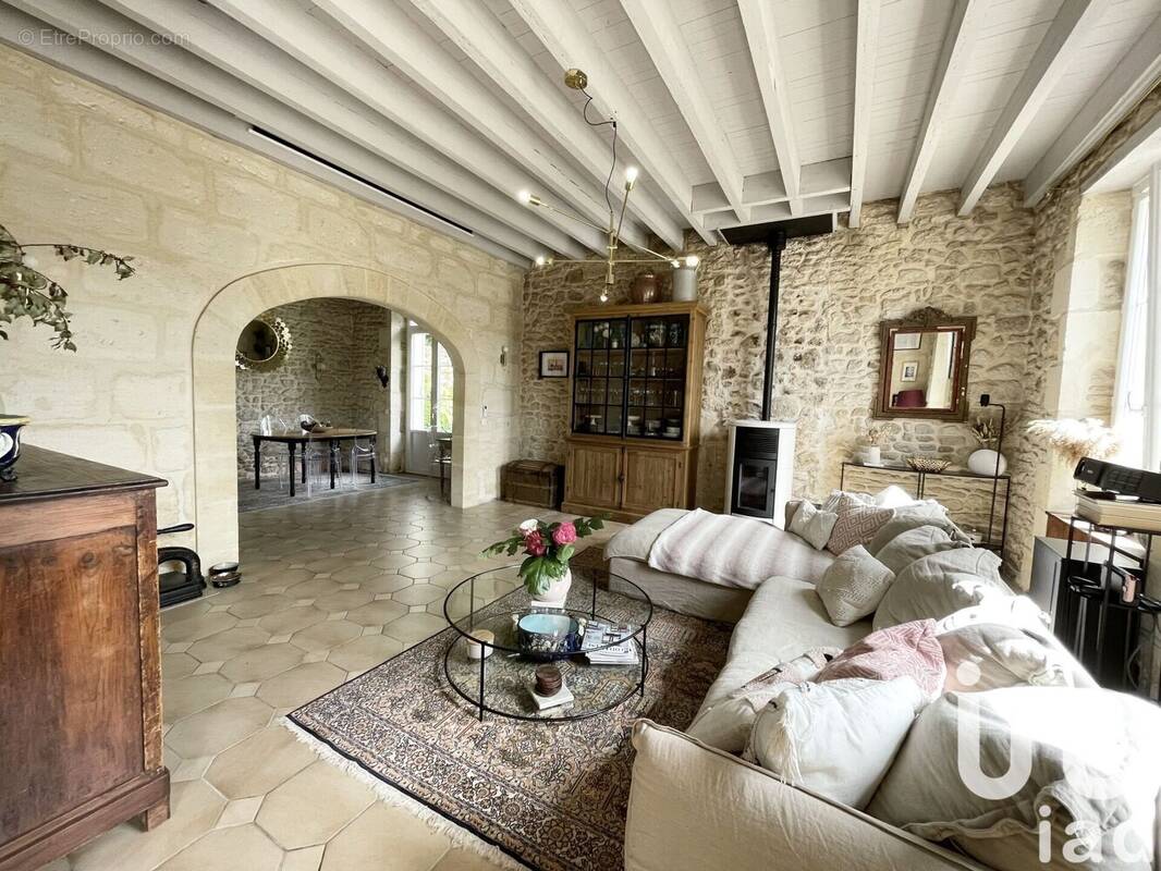 Photo 1 - Maison à SAINT-GERMAIN-D&#039;ESTEUIL