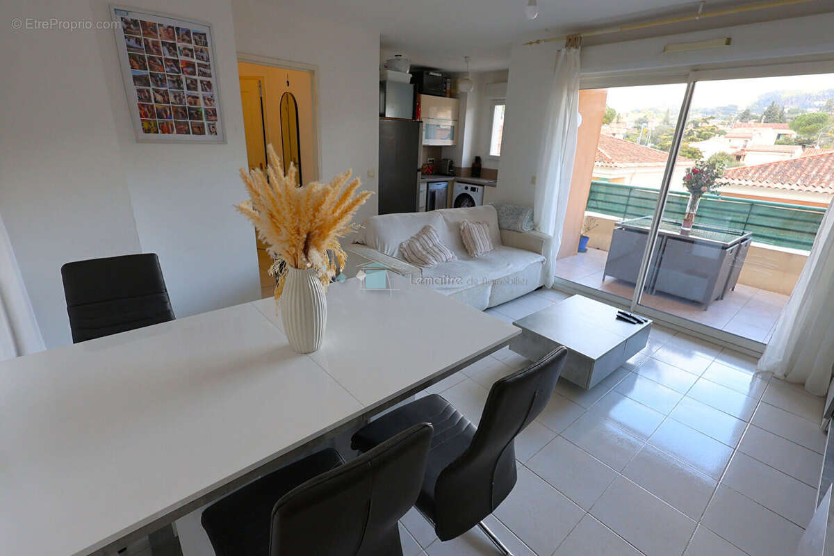 Appartement à PEGOMAS