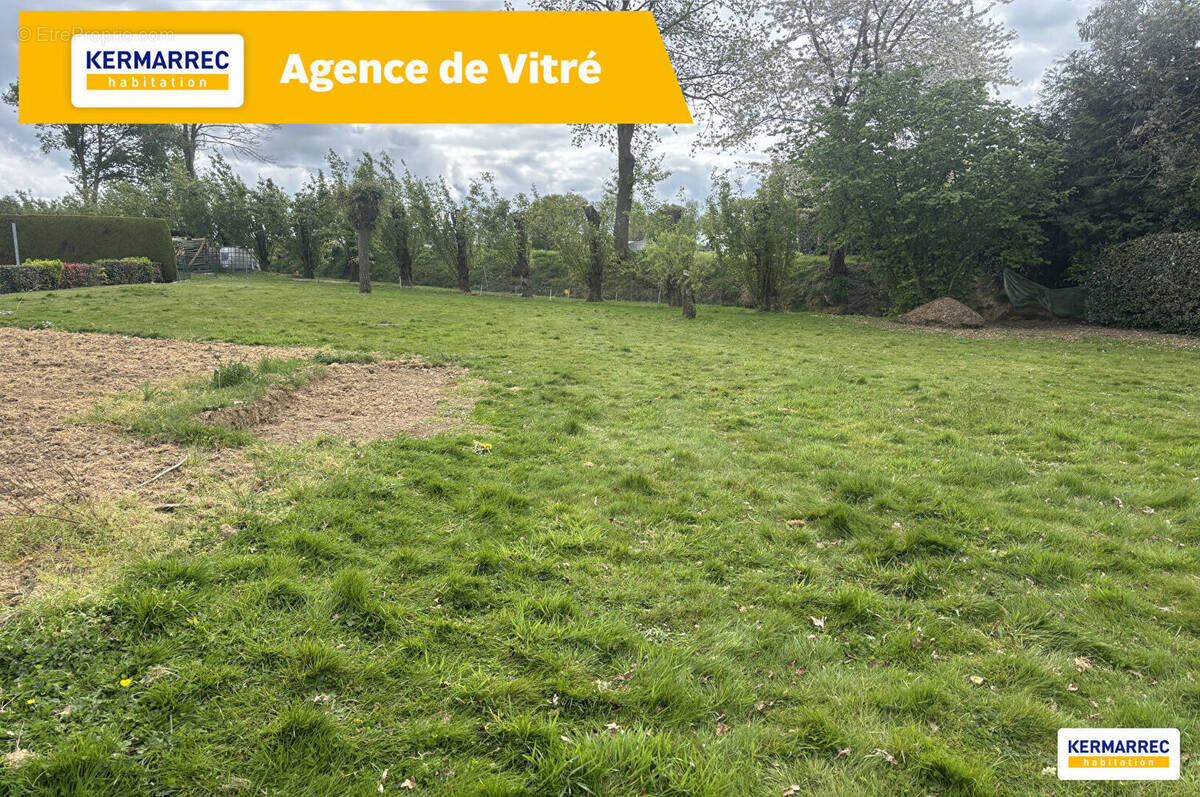 Terrain à ERBREE