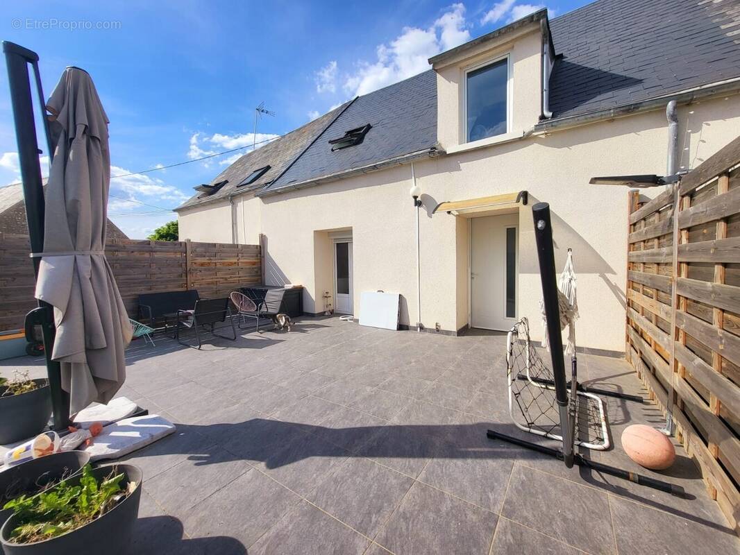Maison à MALESHERBES