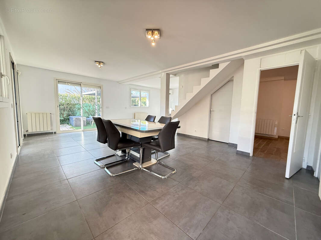 Appartement à LA GARDE