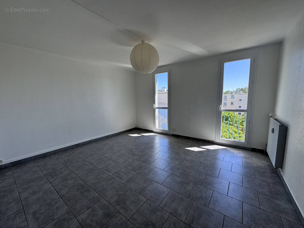 Appartement à MONTELIMAR