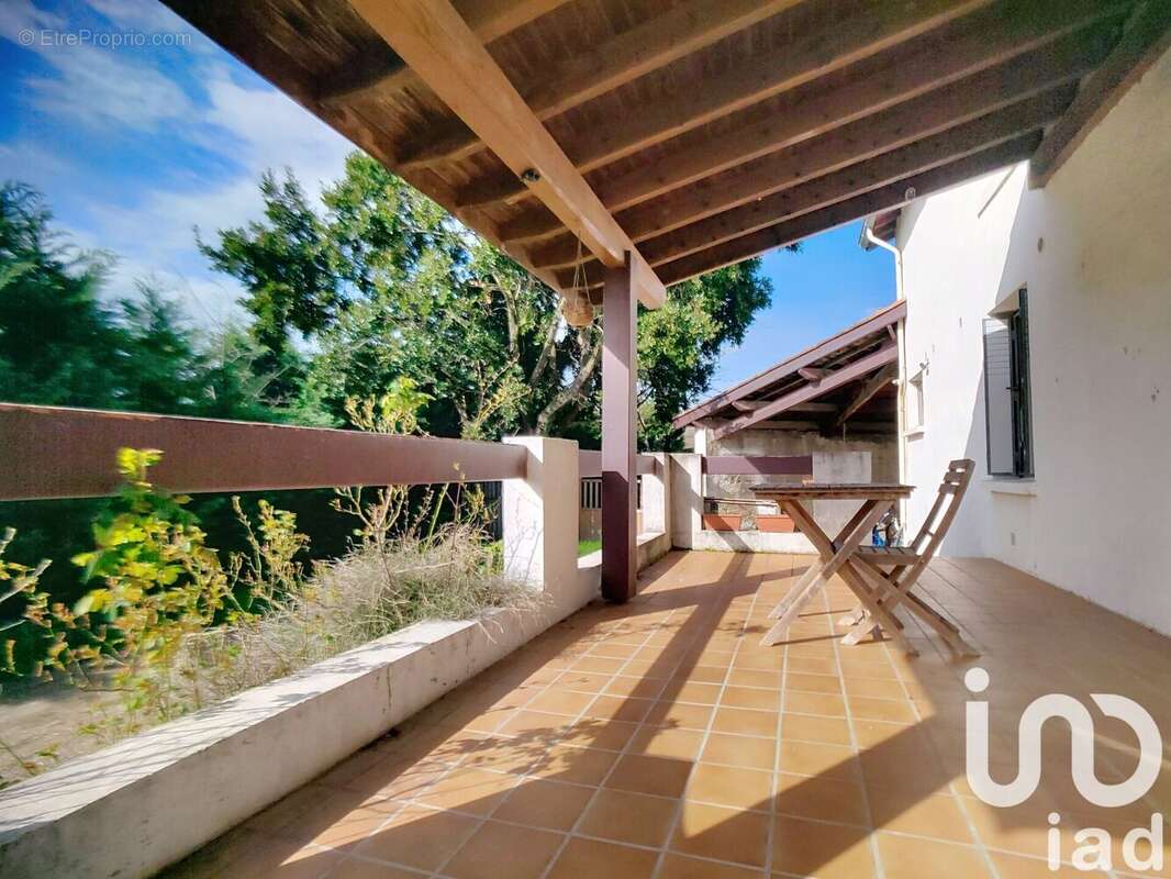 Photo 3 - Maison à TOURNON-SUR-RHONE