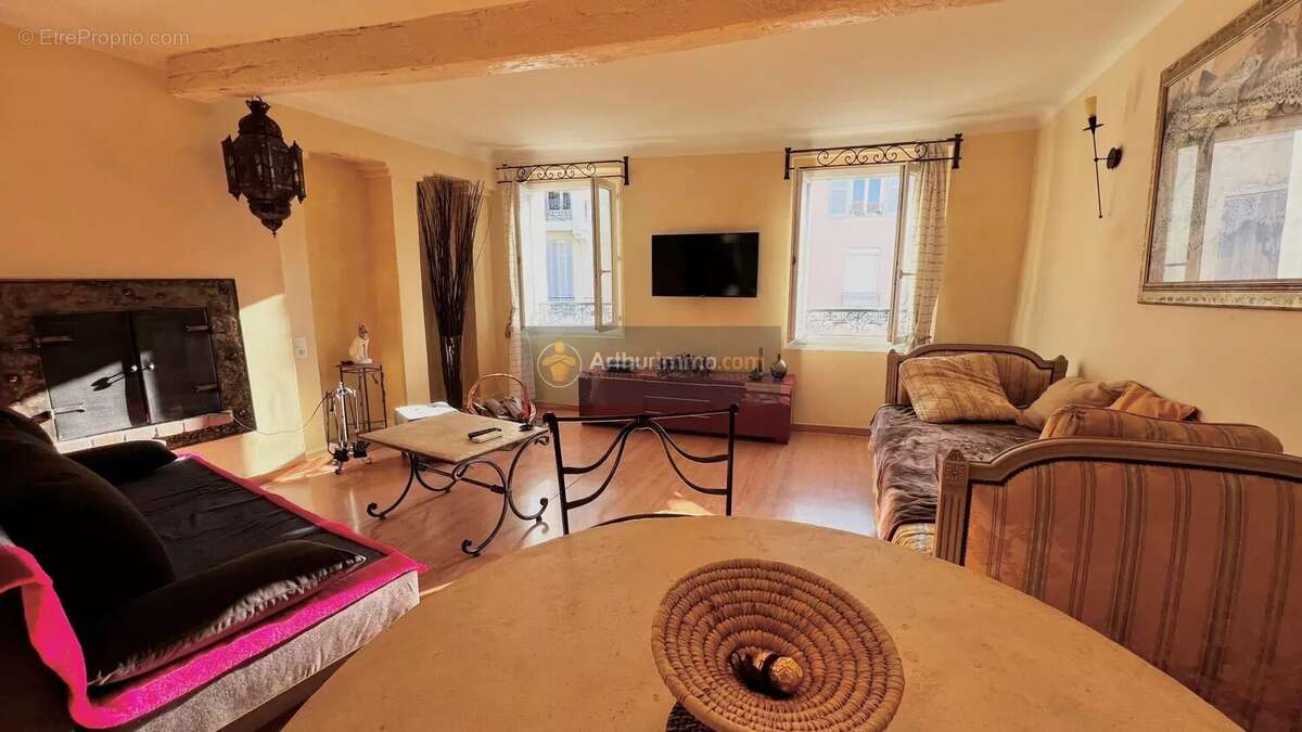 Appartement à FREJUS