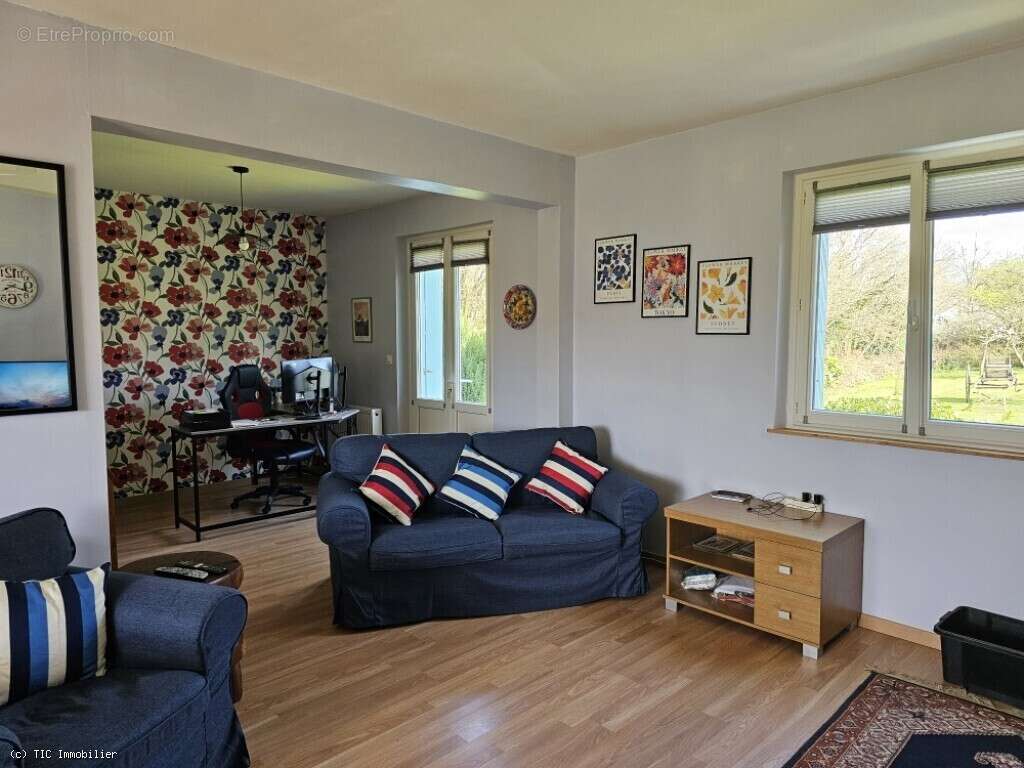 Maison à CIVRAY