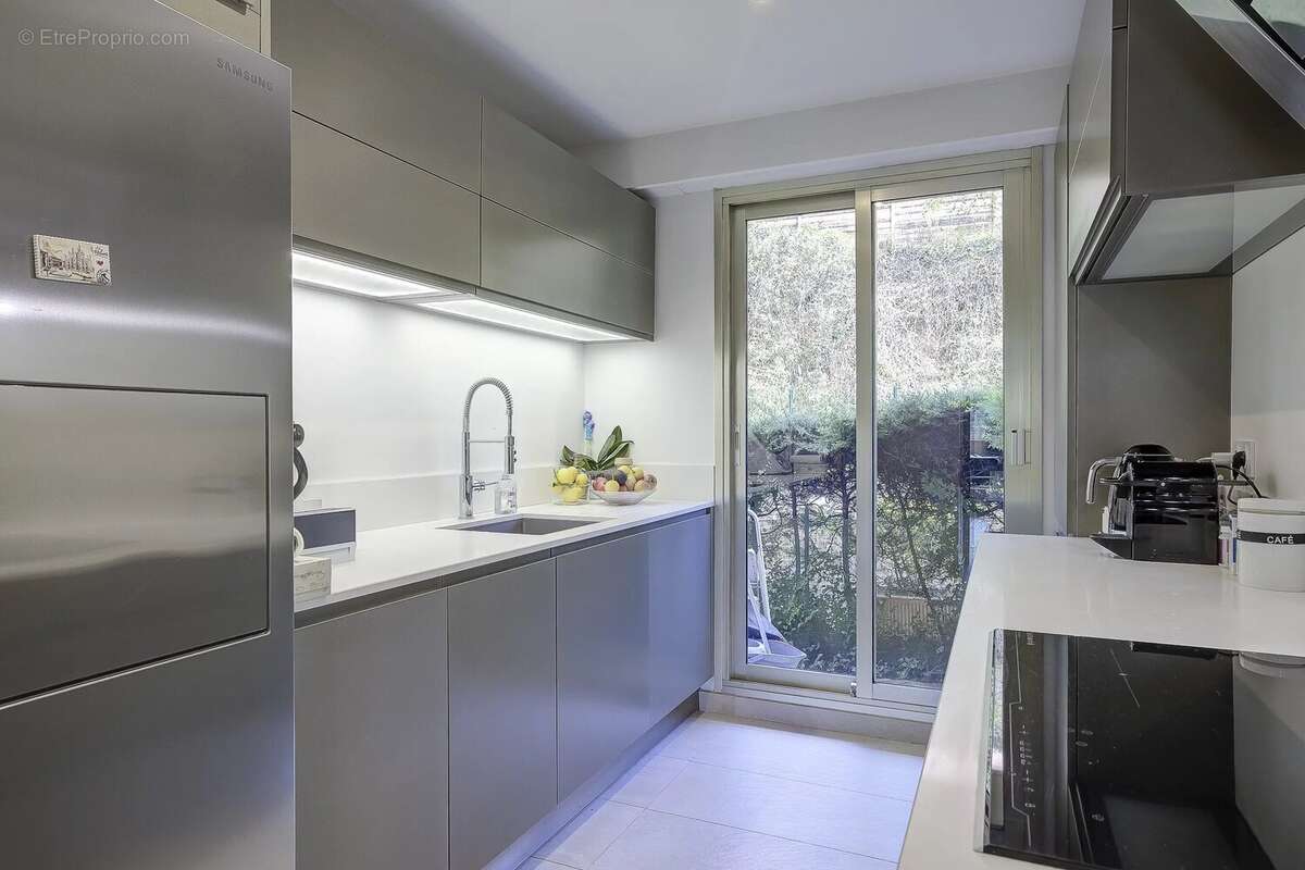 Appartement à VENCE