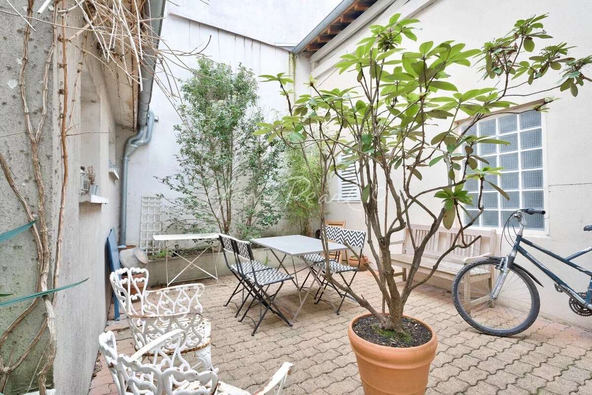 Appartement à FONTENAY-SOUS-BOIS