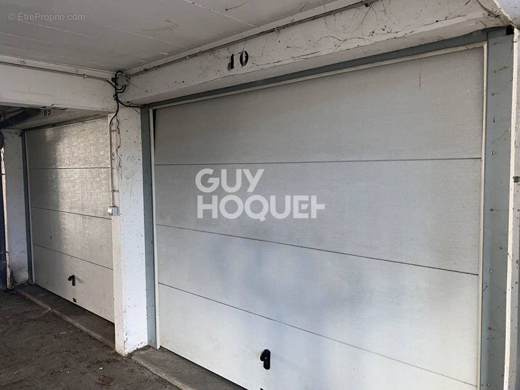 Parking à GIVORS