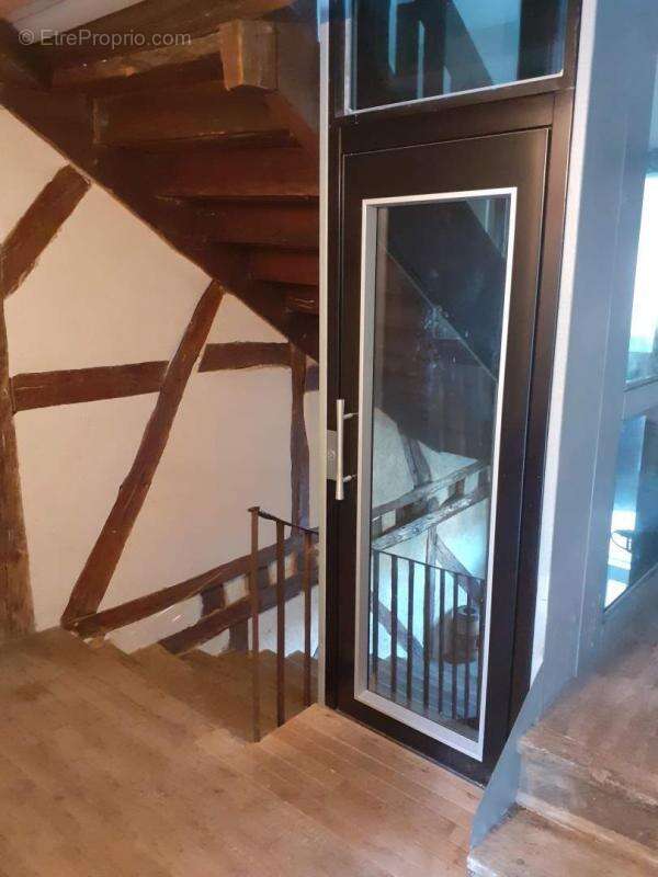 Appartement à FOUGERES