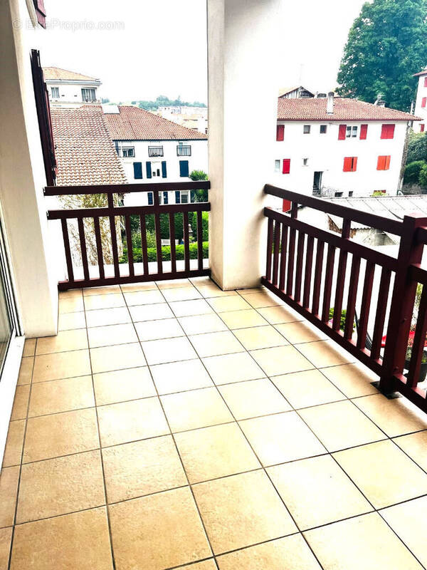 Appartement à URRUGNE