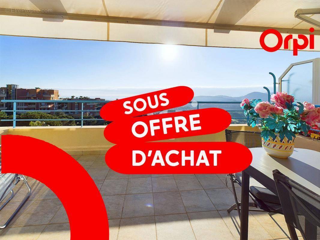 Appartement à MANDELIEU-LA-NAPOULE