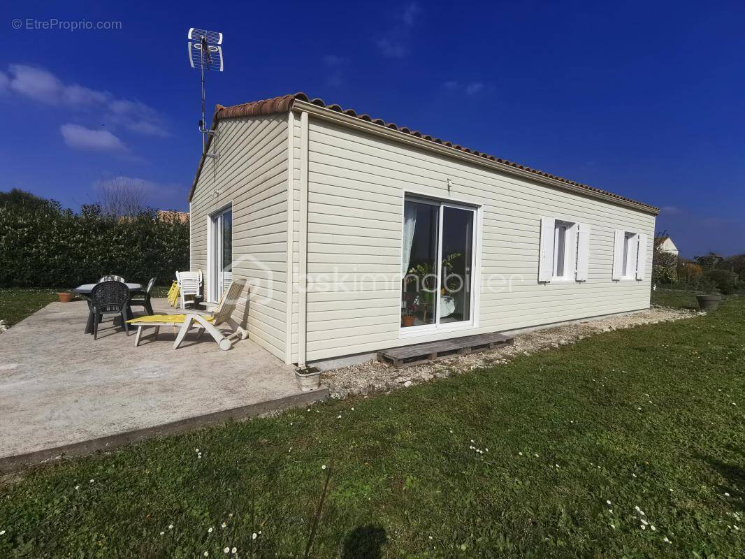 Maison à CHADENAC