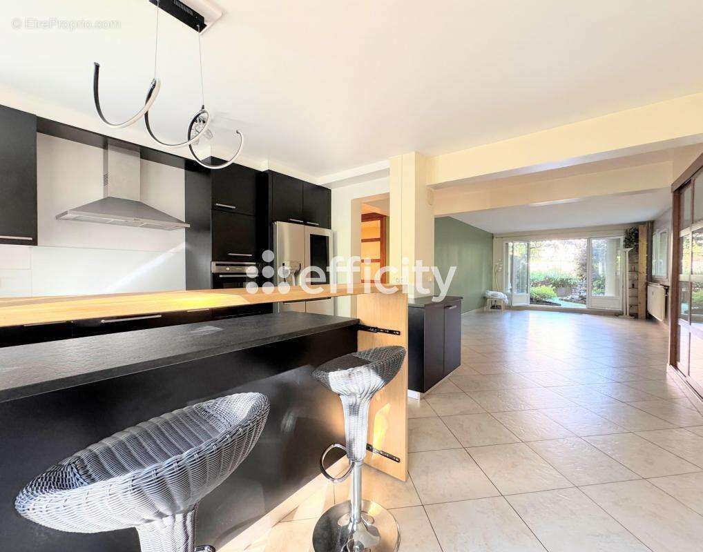 Appartement à SAINT-MAURICE